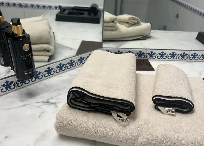 Arts At Vatican Museum I 3*